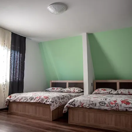 Casa Robi-2